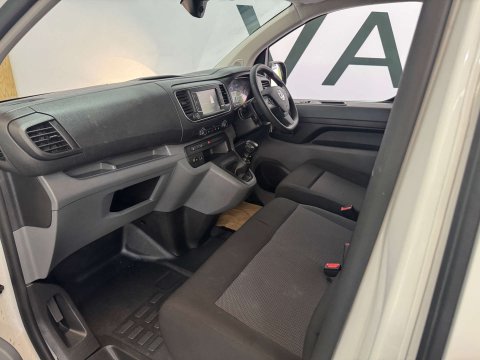 Vauxhall Vivaro 1.5 Vivaro F2900 Dynamic S/S 19