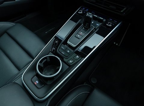 Porsche 911 Turbo S (992) 25