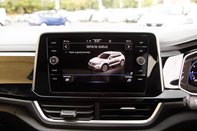 Volkswagen T-Roc R-LINE TSI 22