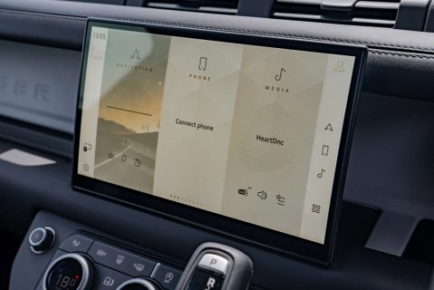 Land Rover Defender D250 X-Dynamic HSE Hard Top Obsidian 14