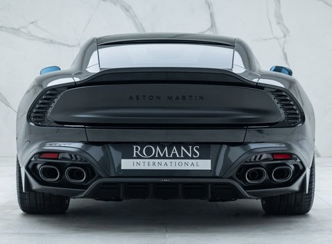 Aston Martin Vanquish V12 8