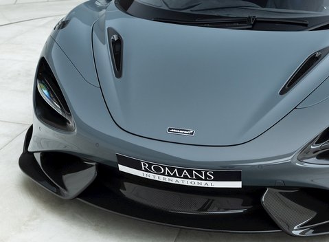 McLaren 765LT Spider 32