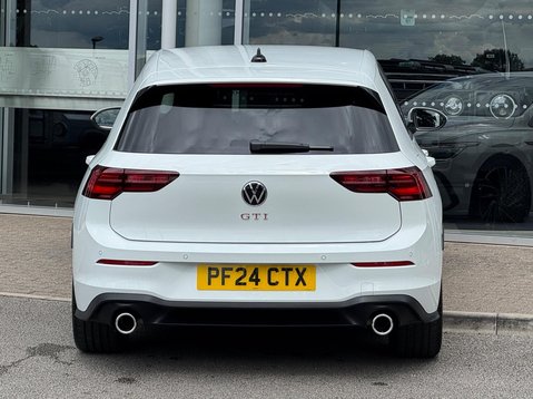 Volkswagen Golf GTI TSI DSG 8