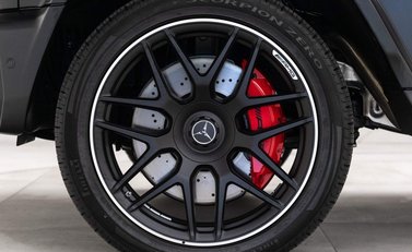 Mercedes-Benz G Series AMG G 63 4MATIC 21