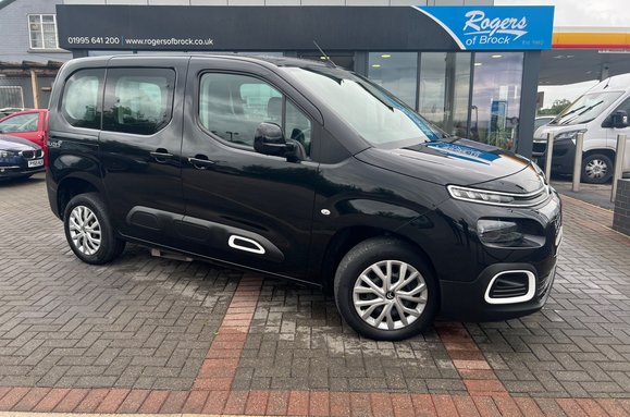 Citroen Berlingo BLUEHDI FEEL M WHEELCHAIR RAMP 1