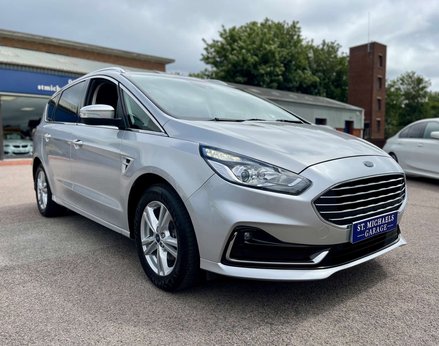 Ford S-Max 2.5 S-Max Titanium HEV CVT 5dr 75