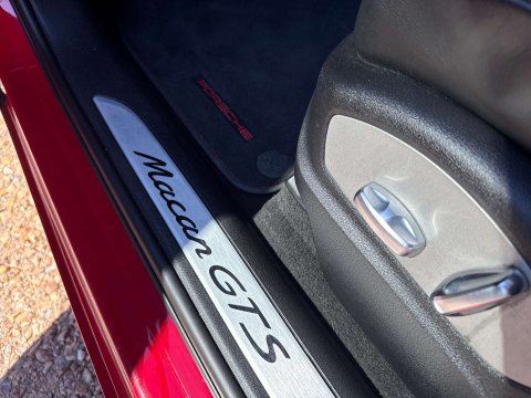 Porsche Macan 3.0 Macan GTS Semi-Auto 4WD 5dr 15