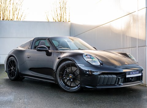 Porsche 911 Targa 4 GTS (992.2) 2