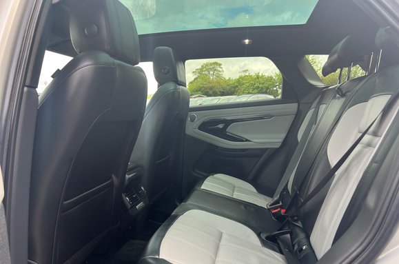 Land Rover Range Rover Evoque FIRST EDITION MHEV AUTO PAN ROOF 36