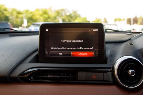 Mazda MX-5 RF SPORT NAV 28