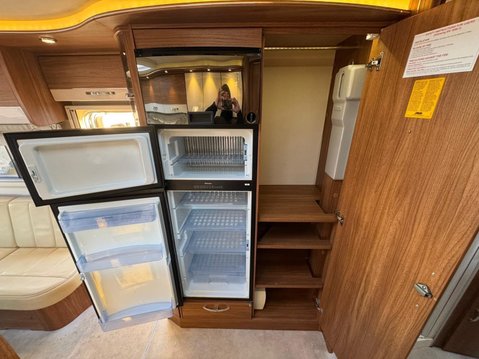 Frankia Luxuary 840 23