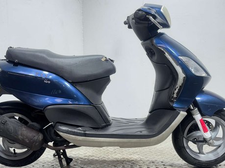 Piaggio Fly 2009 12K NON RUNNING PROJECT SCOOTER 100CC