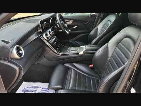 Mercedes-Benz GLC GLC 300 D 4MATIC AMG LINE PREMIUM PLUS 30