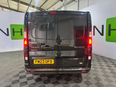 Renault Trafic 2.0 Trafic LL30 Sport+ Blue dCi LWB 3
