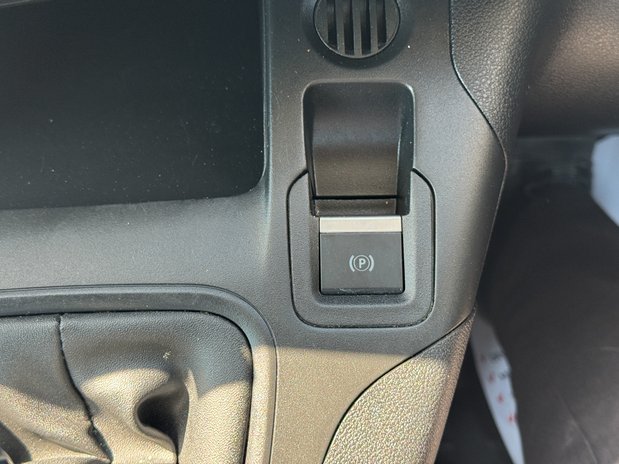 Citroen Berlingo SWB L1H1 Low Roof Enterprise Air Con Sensors EURO 6 36