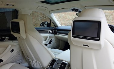 Porsche Panamera Turbo 17