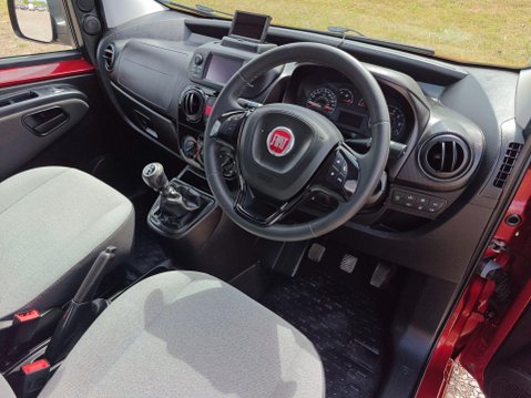 Fiat Qubo 1.4 Lounge Euro 6 5dr WAV Wheelchair Accessible Vehicle 21