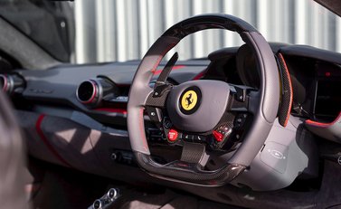 Ferrari 812 Superfast 11