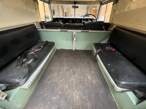 Land Rover 88 Series III 4 CYL 10