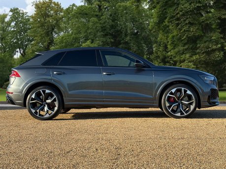 Audi Q8 RS TFSI QUATTRO VORSPRUNG MHEV 4