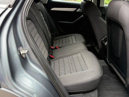 Audi Q3 TDI QUATTRO SE 38