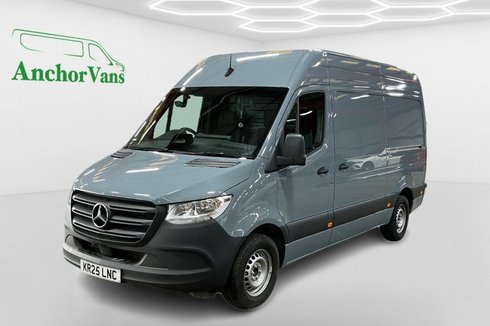 Mercedes-Benz Sprinter AUTO MWB L2H2 High Roof 315 Pro Air Con Camera EURO 6