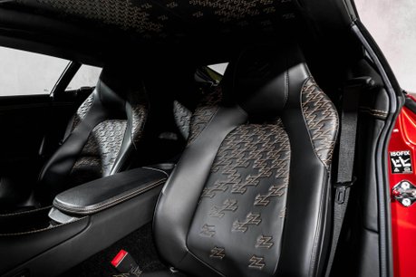 Aston Martin Vanquish V12 ZAGATO. 1 OF 99. VILLA D'ESTE PACK COSTING OVER £16K. #63 OF 99 20