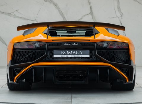 Lamborghini Aventador SV LP 750-4 8