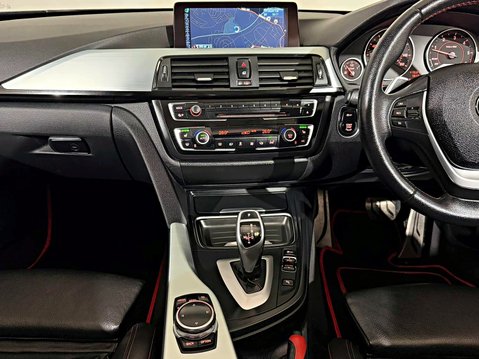 BMW 4 Series 420D SPORT 24