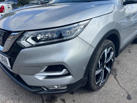 Nissan Qashqai 1.2 DIG-T Tekna Euro 6 (s/s) 5dr 11