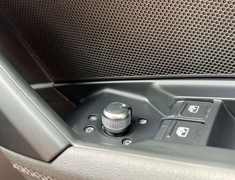 Audi S3 2.0 S3 Sportback TFSI Quattro Semi-Auto 4WD 5dr 36