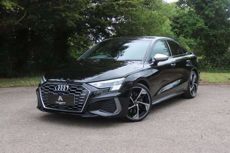 Audi S3 2.0 TFSI S Tronic quattro Euro 6 (s/s) 4dr 1