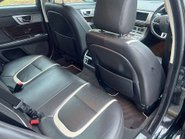 Jaguar XF 2.2d Portfolio Saloon 4dr Diesel Auto Euro 5 (s/s) (200 ps) 42