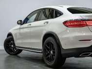Mercedes-Benz GLC 2.1 GLC220d AMG Line (Premium Plus) Coupe 5dr Diesel G-Tronic 4MATIC Euro 6 29