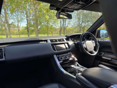 Land Rover Range Rover Sport 4.4 Range Rover Sport Autobiography Dynamic SDV8 Auto 4WD 5dr 22