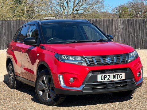 Suzuki Vitara SZ-T BOOSTERJET MHEV 1