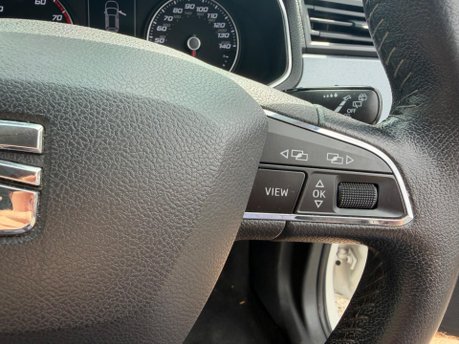 SEAT Arona TSI SE TECHNOLOGY 15