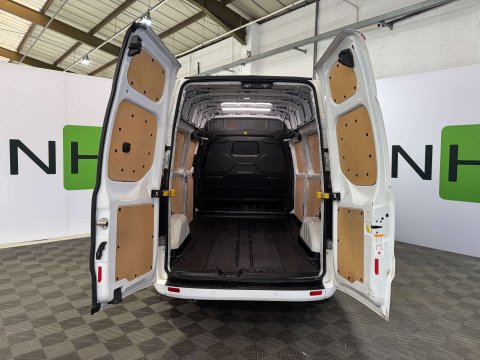 Ford Transit Custom 2.0 Transit Custom 300 Limited EcoBlue 5dr 3