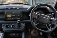 Land Rover Defender 3.0 D300 MHEV X-Dynamic HSE Auto 4WD Euro 6 (s/s) 5dr 3