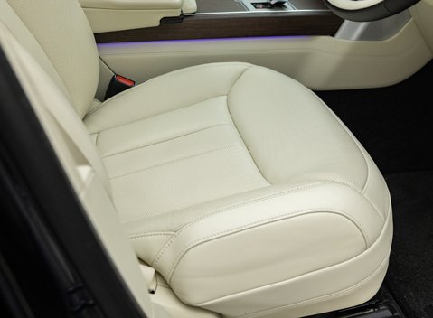 Land Rover Range Rover P550e AUTOBIOGRAPHY 17
