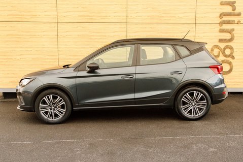 SEAT Arona TSI SE TECHNOLOGY 13