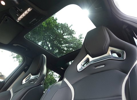 Mercedes-Benz C63 S Estate 10