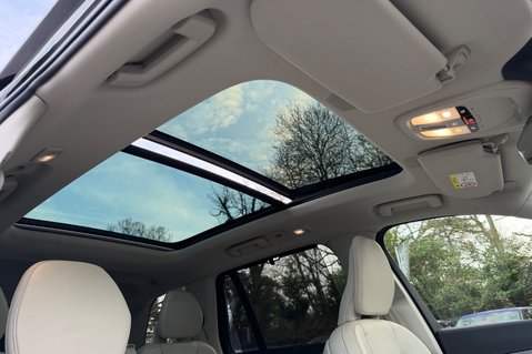 Volvo XC90 RECHARGE T8 ULTIMATE AWD - BLOND LEATHER - VAT QUALIFYING 61