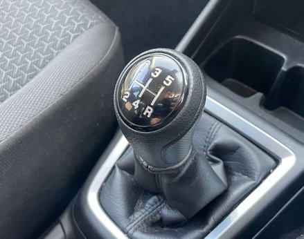 Suzuki Swift 1.2 Swift SZ5 DualJet MHEV 5dr 41