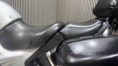 BMW R1150 2003 ONLY 34K FULL LUGGAGE NEW MOT WARRANTY BOXER TWIN 13