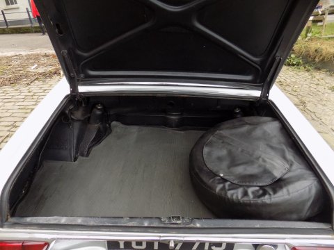 Mercedes-Benz SL Series 280 SL Pagoda (W113) 18