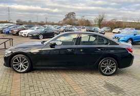 BMW 3 Series 318D SPORT 12