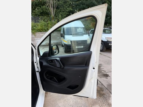 Peugeot Partner 1.6 BlueHDi 651 Professional Panel Van 5dr Diesel Manual L1 (112 g/km, 73.9 28