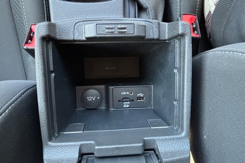 Ford Focus ZETEC 125BHP…1 PREVIOUS OWNER.. 8 MAIN DEALER SERVICES.. SAT NAV..BLUETOOTH 15