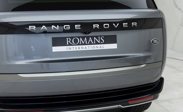 Land Rover Range Rover P400 HSE 24